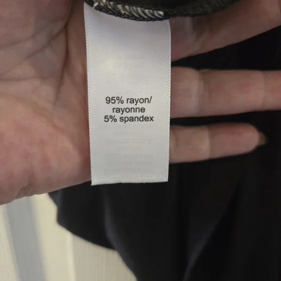 Women's V-Neck Black Tank Top - Picture 8 of 8